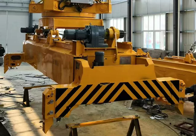 container lifting spreader