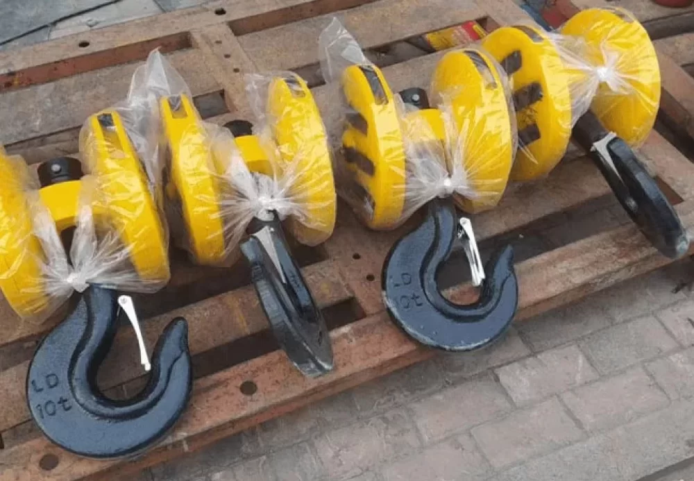 crane hook types